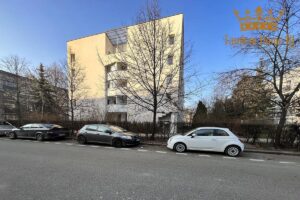 Na sprzedaż biuro 178m2 na Muranowie, parter, budynek mieszkalny