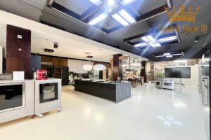 Wynajmę lokal 200m2 na parterze galerii w Warszawa Mokotów