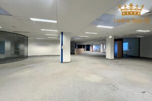 Do wynajęcia pow. 1200m2 na ostatnim piętrze w galerii – Dolny Mokotów
