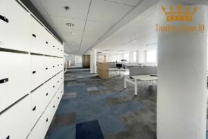 Wynajmę całę piętro biurowca, ponad 2500m2, Plac Unii Lubelskiej