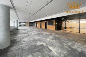 Do wynajęcia biuro na ostatnim piętrze z częścią eventową – Mokotów
