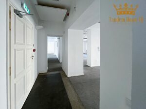 Do wynajęcia biuro 227,34 m2 w kamienicy, Nowy Świat, bez opłat wspólnych