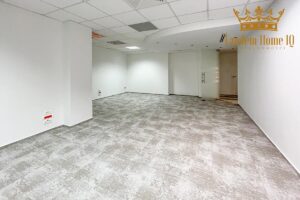 Na wynajem 150m2 biura na Mokotowie przy Galerii Mokotów z podziałem.