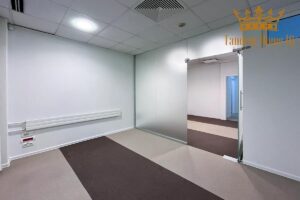 Na wynajem 150m2 biura na Mokotowie przy Galerii Mokotów z podziałem.