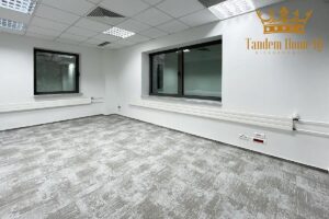 Na wynajem 150m2 biura na Mokotowie przy Galerii Mokotów z podziałem.
