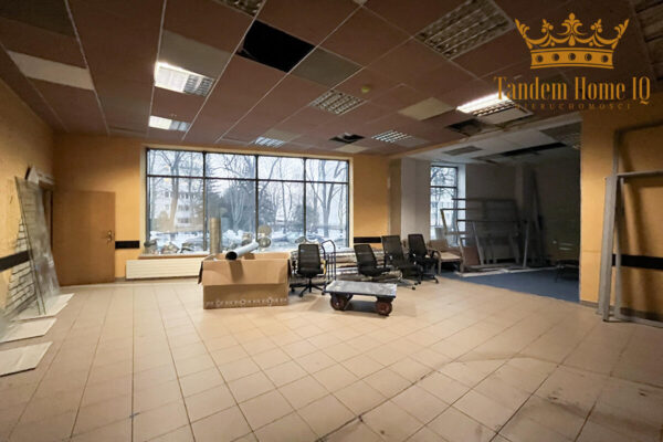 Na wynajem lokal pod gastro lub medycyne, 106m2 na Mokotowie, Wołoska