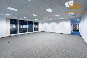 Na wynajem 1574m2 brutto, układ gabinetowy, biurowiec klasy A, Mokotów