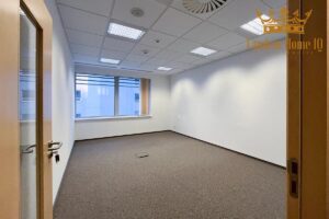 Na wynajem 1574m2 brutto, układ gabinetowy, biurowiec klasy A, Mokotów