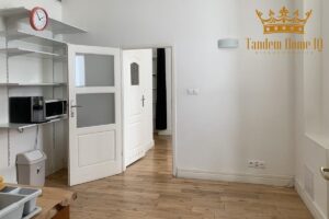 Do wynajęcia lokal parterowy 110m2 kamienica niedaleko Marszałkowskiej