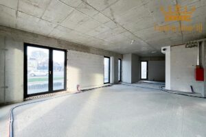 Na wynajem lokal parterowy usługowo-handlowy 64m2 Ursus Niedźwiadek