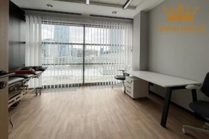 Wynajmę biuro na 8 piętrze działalność rehabilitacyjna, spa, biurowiec