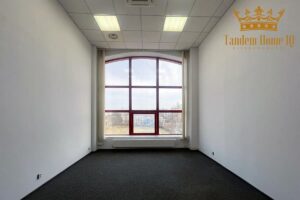 Do wynajęcia duże loftowe biuro w kamienicy – Muranów Powązki.