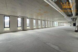 Wynajem lokal 640m2, pietro, Puławska, biuro, handel, showroom