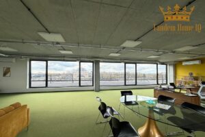 Wynajem lokal 130m2, ostatnie piętro, taras, Ursynów, Puławska