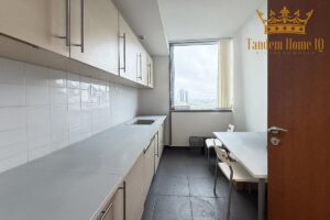 Na wynajem biuro 163 m2 brutto, Central Tower, serwerownia,cesja umowy