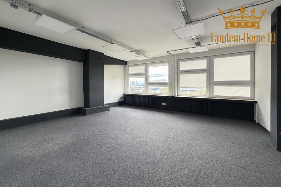 Na wynajem biuro 160,6 m2 z częściami wspólnymi, Włochy, Jerozolimskie
