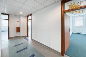 Do wynajęcia biuro 261m2 , winda, gotowe do wprowadzenia na Włochach