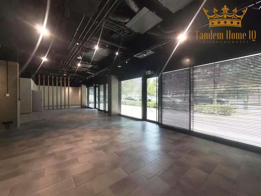 Do wynajęcia lokal usługowy 222m2 na bliskiej Woli na parterze biurowca