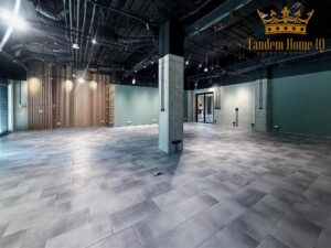 Do wynajęcia lokal usługowy 222m2 na bliskiej Woli na parterze biurowca