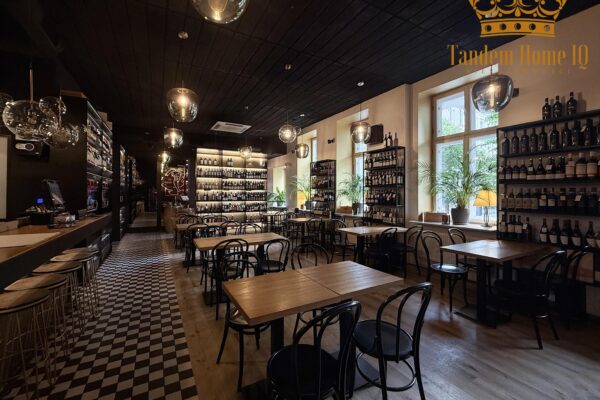 Do wynajęcia lokal gastronomiczny, pow. 175m2 przy Politechnice