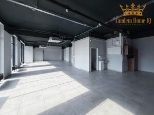 Do wynajmu lokal usługowy o pow. 121 m2 na osiedlu Amsterdam, Targówek