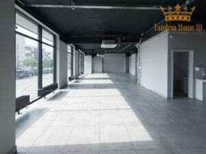 Do wynajmu lokal usługowy o pow. 121 m2 na osiedlu Amsterdam, Targówek