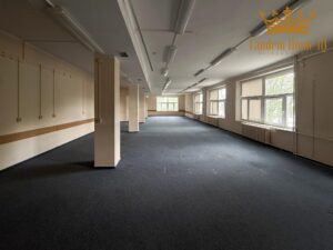 Na wynajem piętro 890m2, szkoła, biuro, taniec, Wola Odolany, 2 piętro
