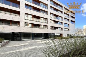 Do wynajęcia lokal gastronomiczny 257m2, ochota, deweloperski, ogródek