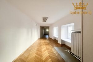 Do wynajęcia suterena 163m2 na magazyn w kamienicy na Powiślu