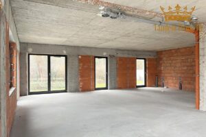 Na wynajem lokal handlowo-usługowy 95m2, Puławska Mokotów, ogródek
