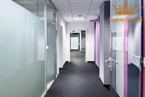 Do wynajęcia lokal handlowo-usługowy 220m2 brutto, parter, wola centrum
