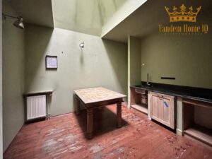 Do wynajęcia biuro 120m2 na piętrze blisko Arkadii, Forest, studio