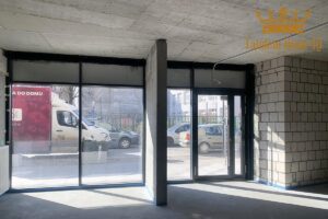 Do wynajmu lokal 83 m2 na parterze, stan surowy, Praga Północ, metro