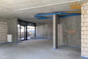 Do wynajmu lokal 83 m2 na parterze, stan surowy, Praga Północ, metro