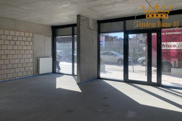 Do wynajęcia lokal handlowo-usługowy 51,44 m2 parter, witryna, Stalowa