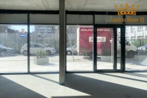 Do wynajęcia lokal handlowo-usługowy 51,44 m2 parter, witryna, Stalowa