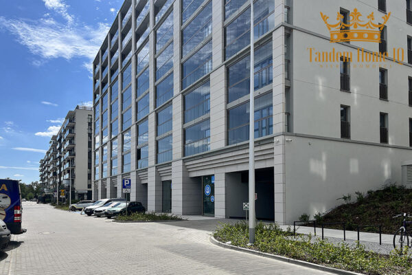 do wynajęcia 84m2, lokal parter, nowe osiedle Praga Północ, widoczny