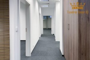 Do wynajęcia lokal handlowo usługowy lub biuro 150m2, witryna od patio