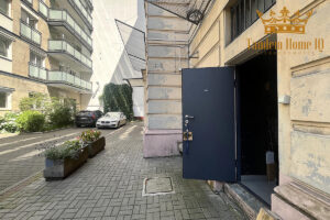 Do wynajęcia lokal 190m2, 3 poziomy, ogródek
