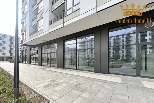 Do wynajęcia lokal usługowo-handlowy 186m2 parter i antresola Ursus