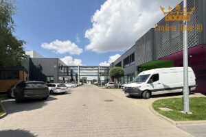Na wynajem magazyn 430m2, biuro 180m2 w kompleksie biznesowym Włochy
