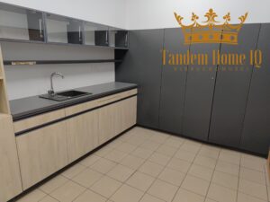 Do wynajęcia magazyn 556m2 , parter budynku ocieplanego – Białołęka