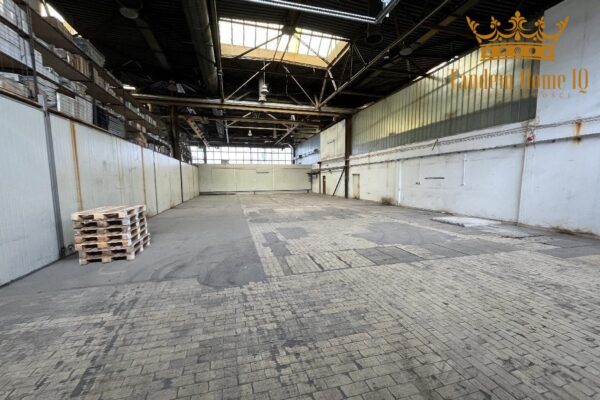 Magazyn z rampą 320m2 w budynku ogrzewanym na wynajem , Bielany
