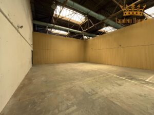 Magazyn 194m na wynajem w budynku ogrzewanym – Bielany – trasa S7