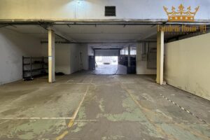 Magazyn z biurem 399m2 z własną rampą – Bielany – na wynajem